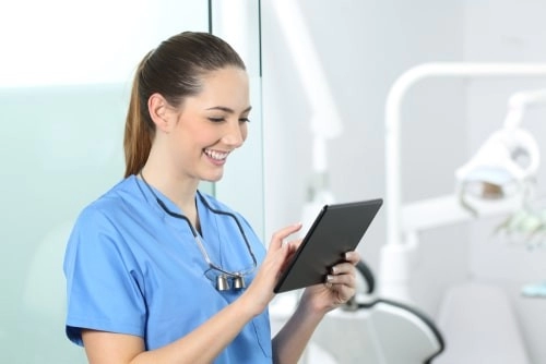 Advantages of Studying Nursing in Australia